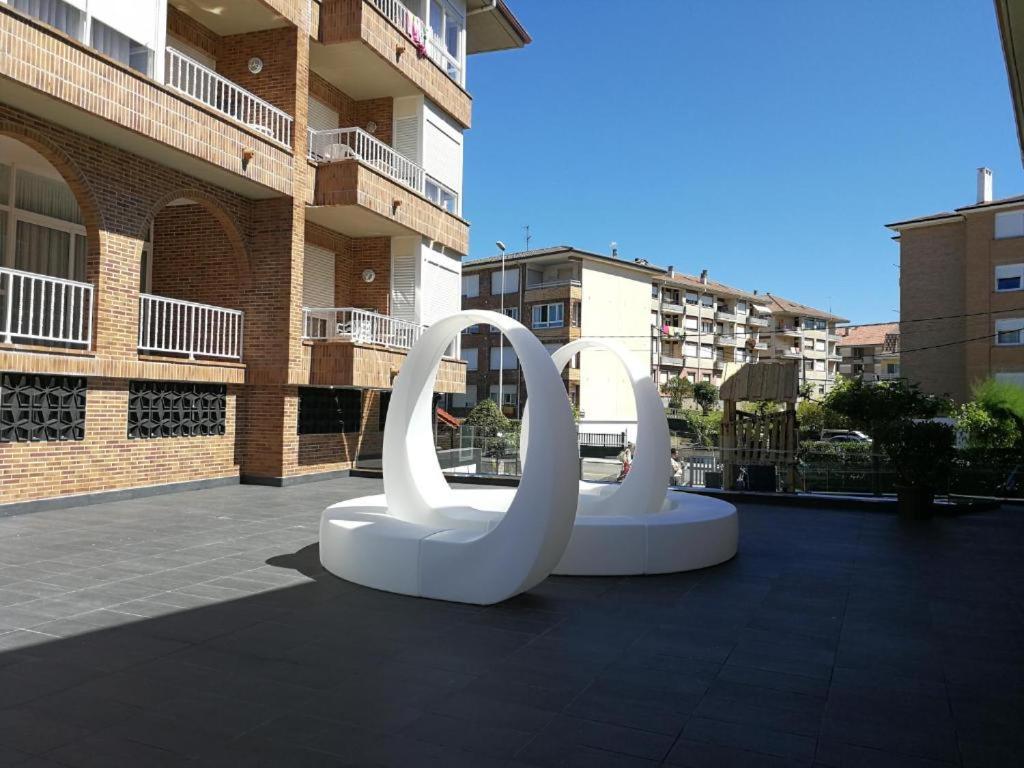 Apartamentos Regollera Premium Con Garaje نوخا المظهر الخارجي الصورة